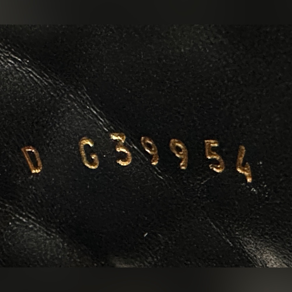 2023 CHANEL GOLD CHAIN CC LOGO BLACK LEATHER FLAT SHOES SLIDES MULES 38 - Picture 9 of 16